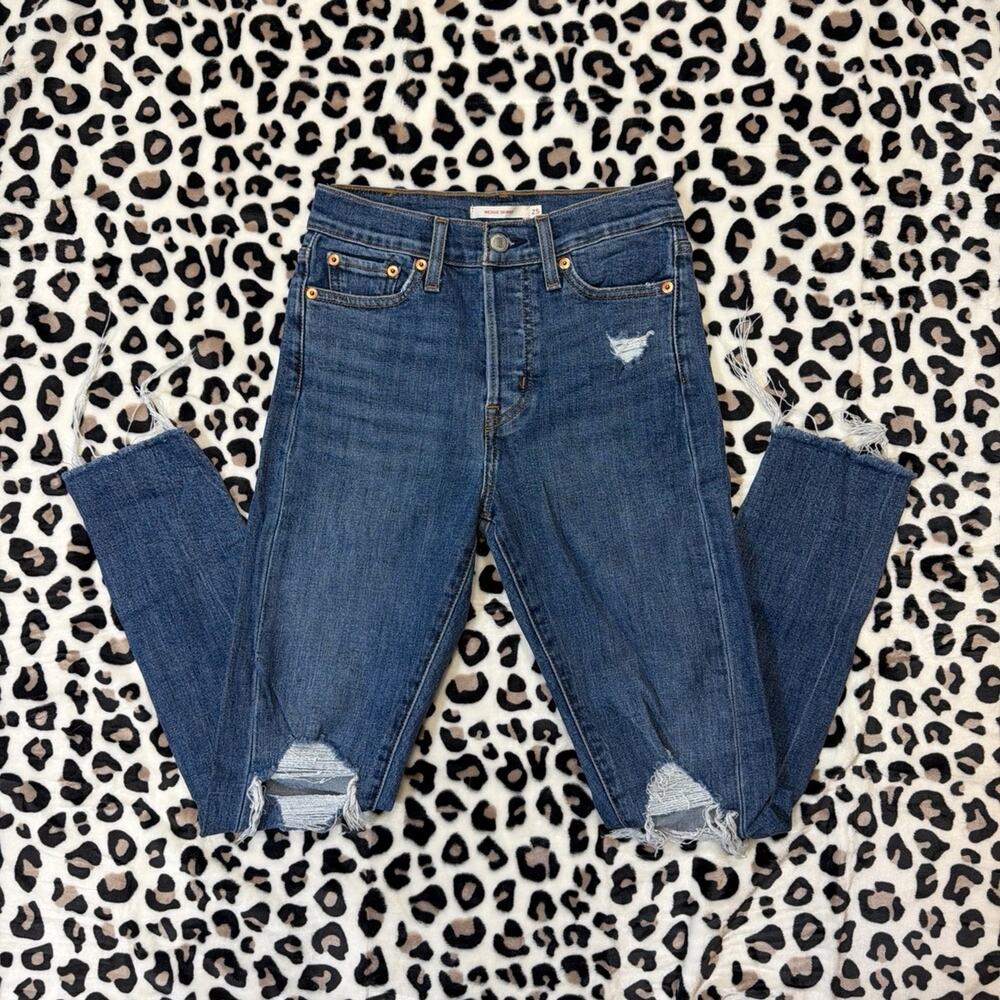 Levi's Wedgie Skinny High Rise Distressed Raw Hem Button Fly Blue Jeans Size 25